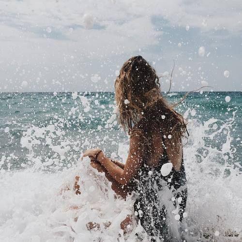 how to take an original photo at the beach