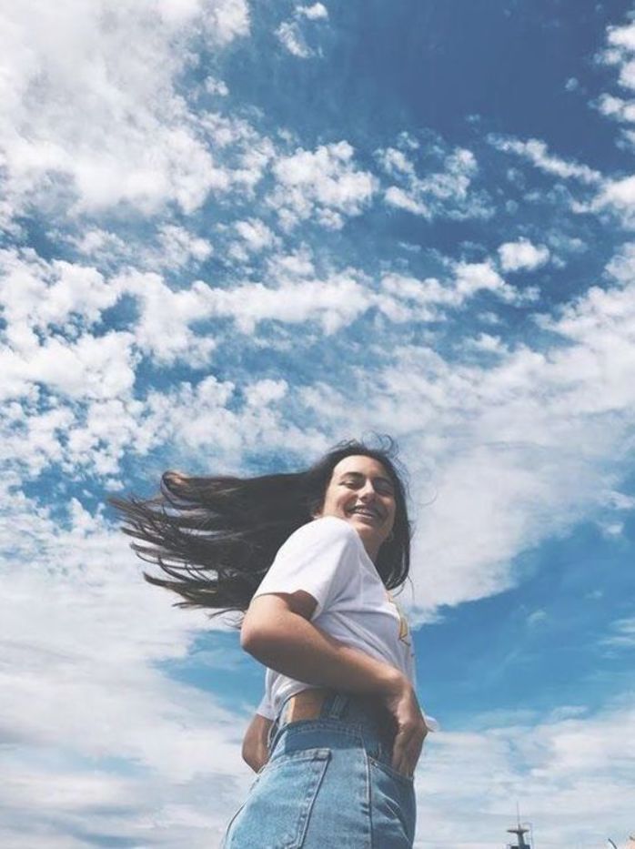 an idea for a summer photo with the sky